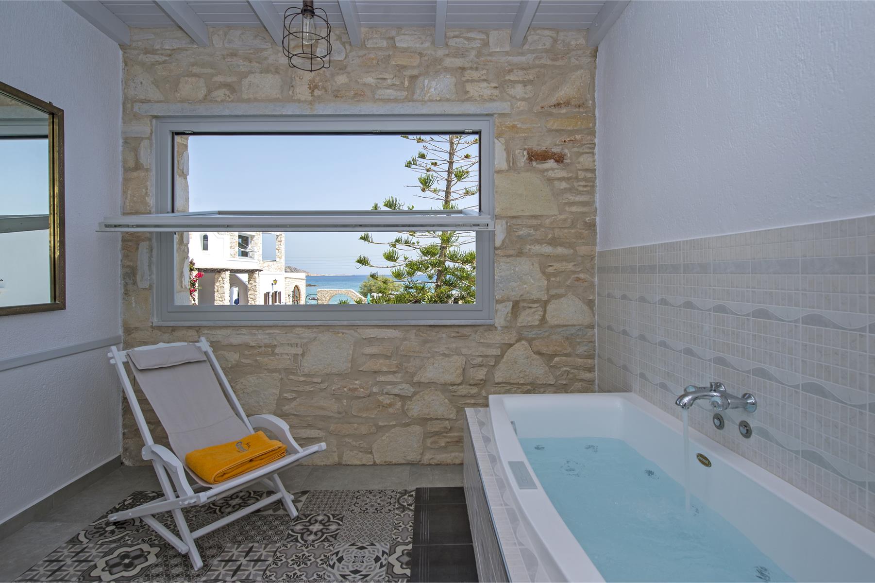 hotels in paros Greece | contaratos beach