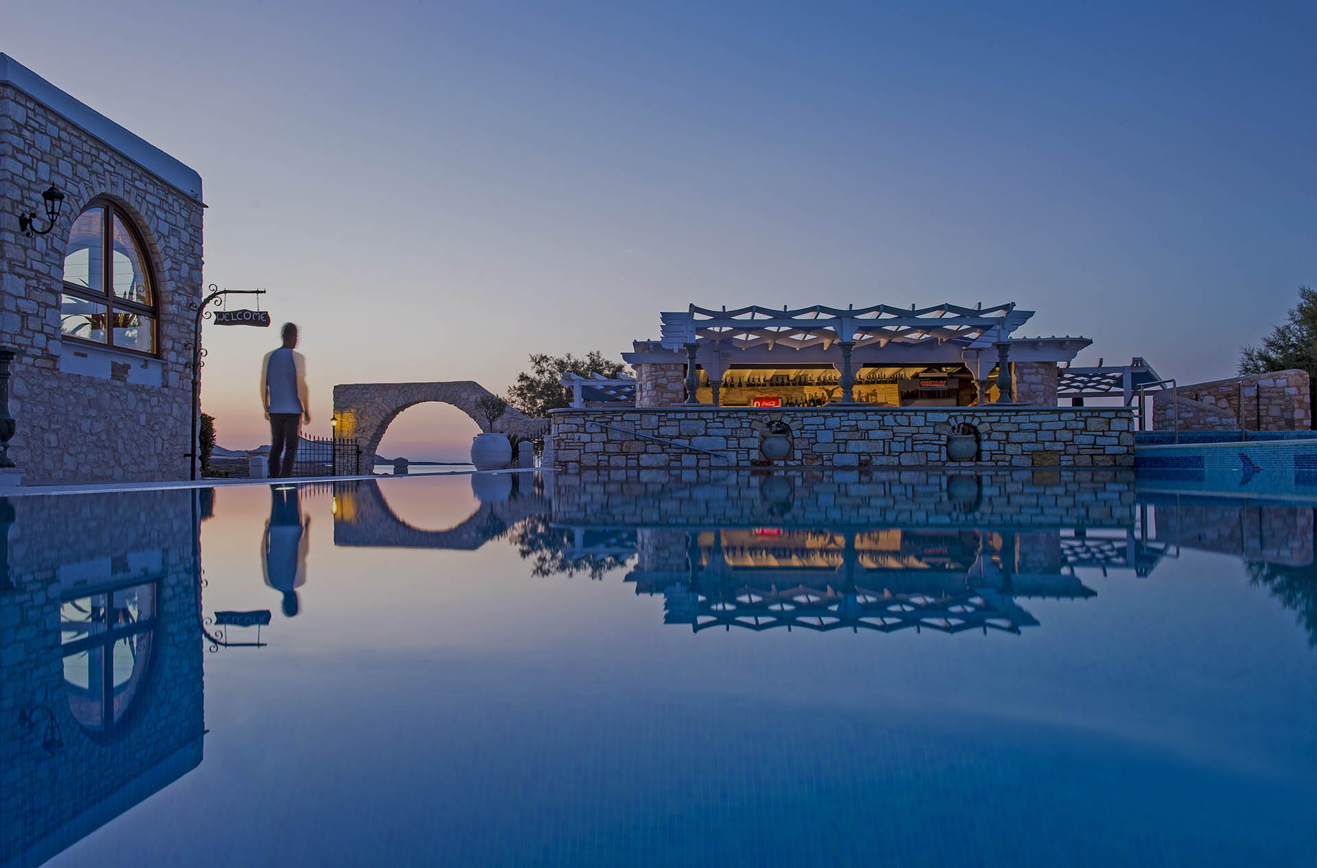 hotels in paros Greece | contaratos beach