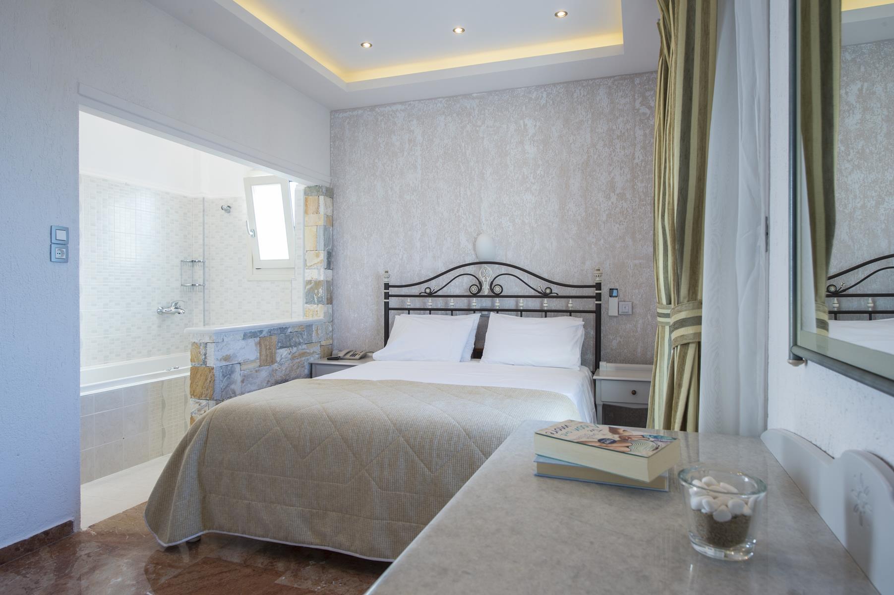 hotels in paros Greece