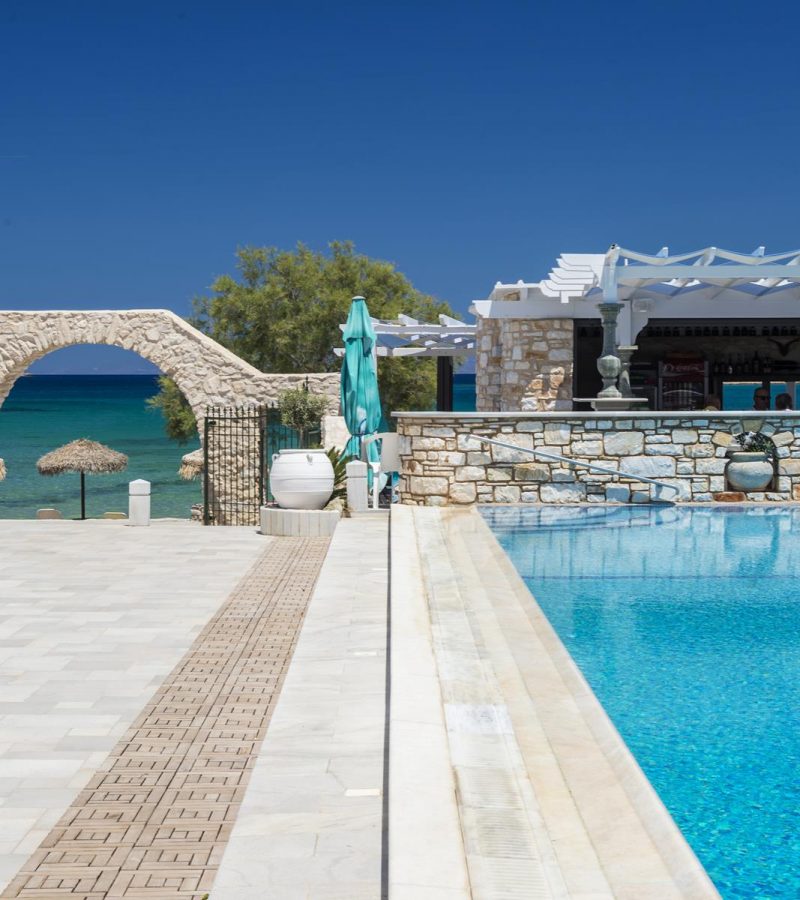 Contaratos Beach Hotel Paros carefree