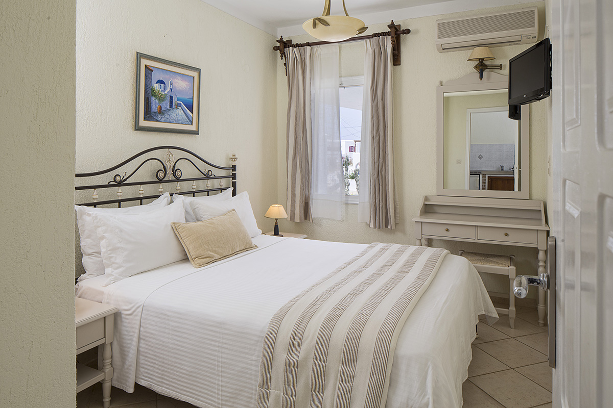 hotels in paros Greece